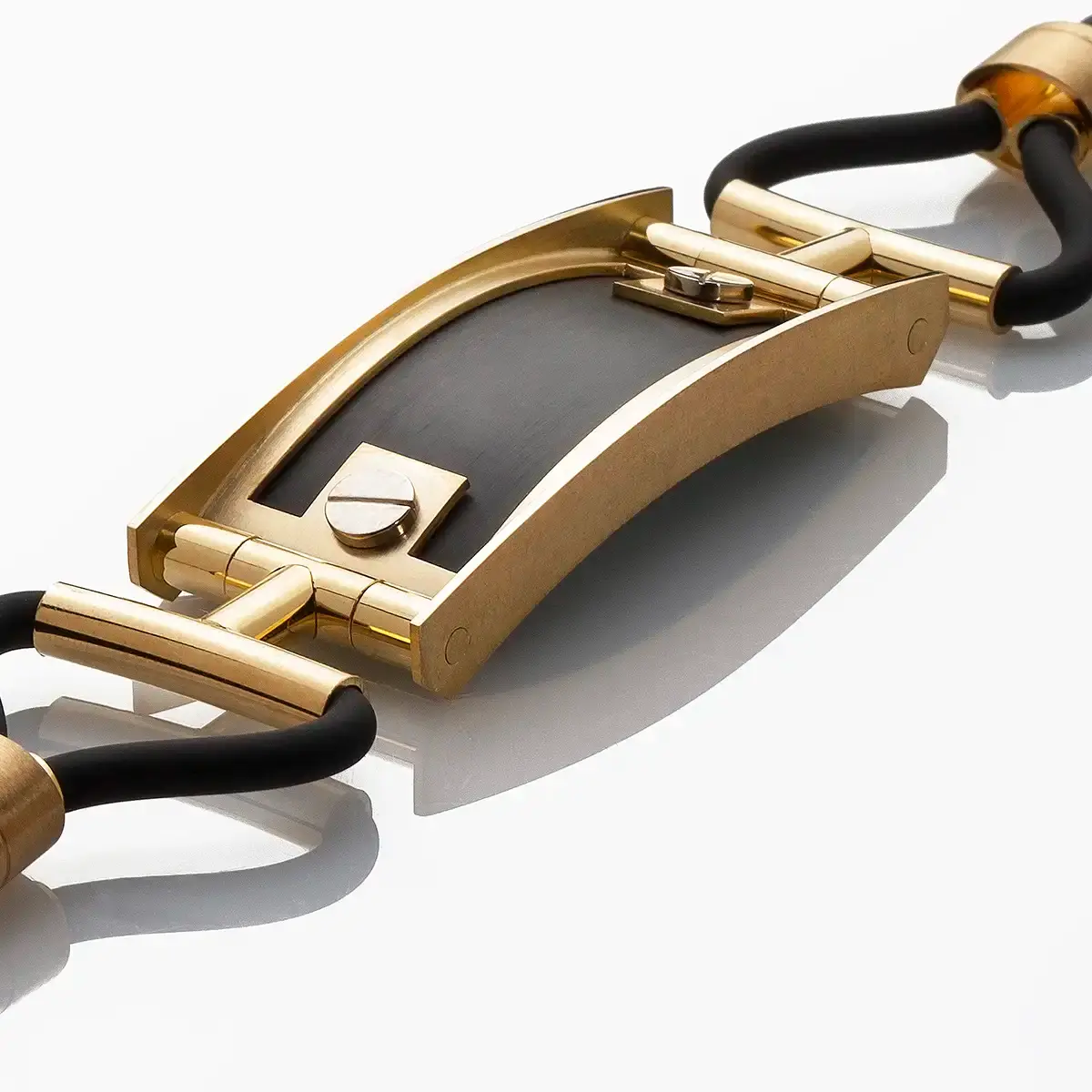 Studioaufnahmen von Schmuckstücken der Meisterprüfung